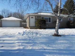 6805 Carleda Ave, Inver Grove Heights, MN 55076