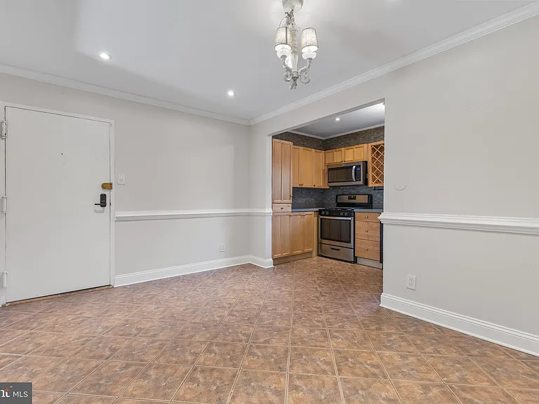 11611 Vantage Hill Rd #11B — Photo 7