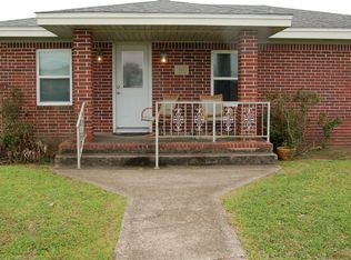 206 Overton Ave, Pt Bolivar, TX 77650