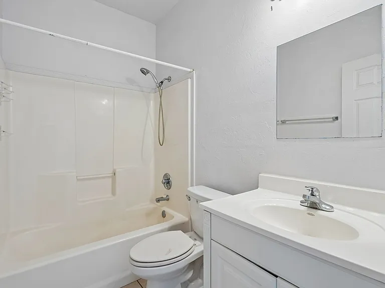 1021 Shady Creek Cir — Photo 20