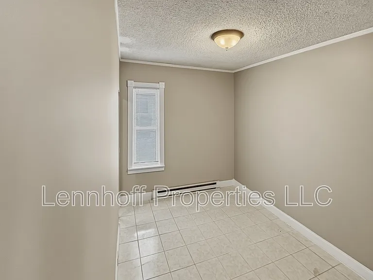25 Ware St #1 — Photo 5