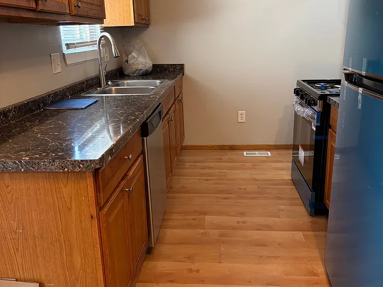 32900 Haggerty Dr — Photo 22
