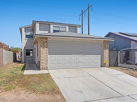 3rd image of 4029 Pelham Ct