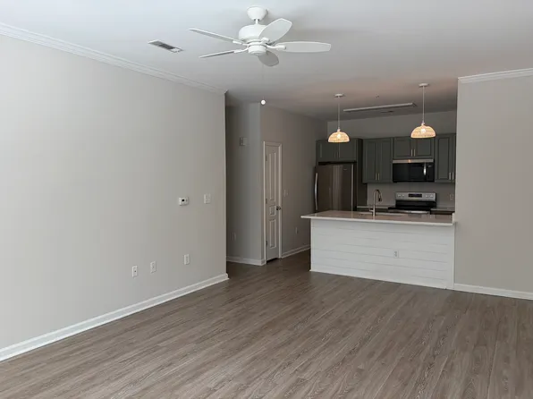 500 Bucksley Ln Unit 105, Daniel Island, SC 29492