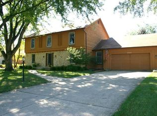 2544 Woodbluff Ln, Dayton, OH 45458