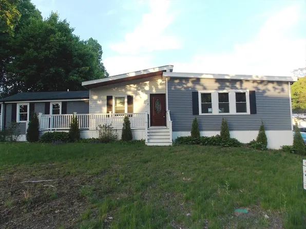 100 Phelps St #1, Marlborough, MA 01752