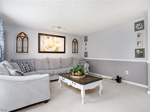 4th image of 7604 Meadow Brooke Way