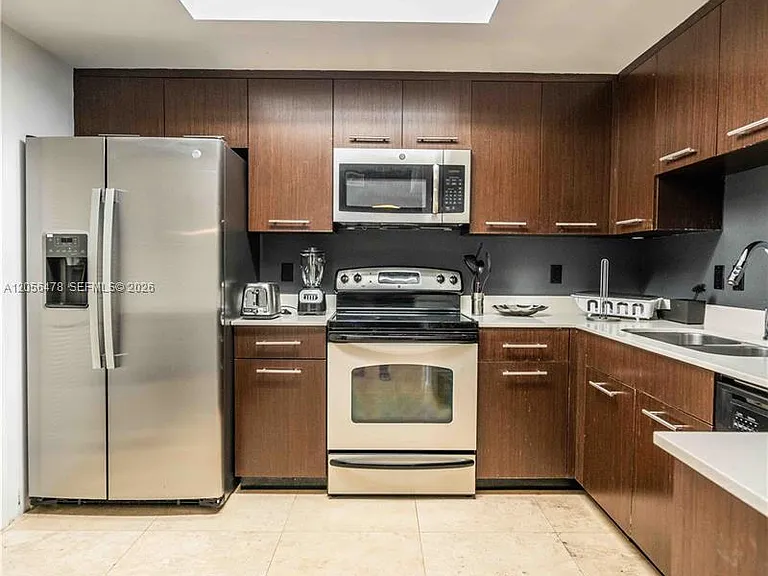 300 Majorca Ave #Penthouse 404 — Photo 7
