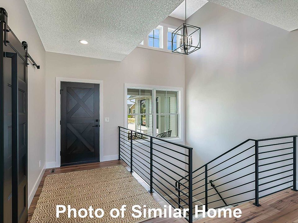 4616 Lakeside Dr, Bettendorf, IA 52722 Zillow