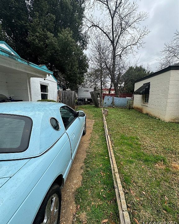 1st image of 416 E Shawnee Dr
