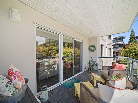 5th image of 1441 Blackwood St #208