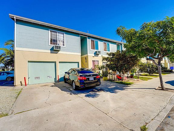5th image of 3104 Meade Ave