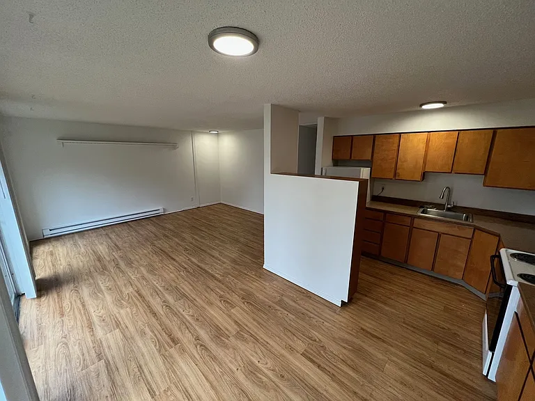 11575 SW Greenburg Rd #8 — Photo 9