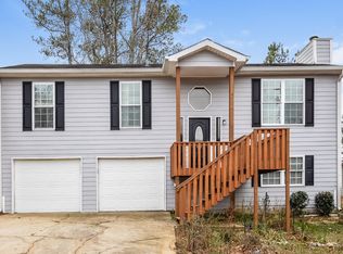 2557 Carol Cir, Douglasville, GA 30135