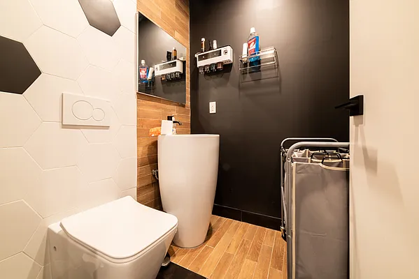 Rented by Jankos Group LLC | media 4