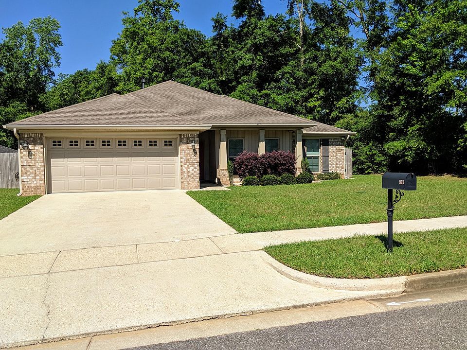 2nd image of 970 Tudor Ln
