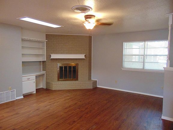 2nd image of 6903 Hartford Ave APT B