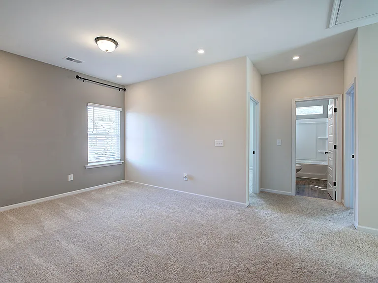 401 Perth Dr — Photo 23