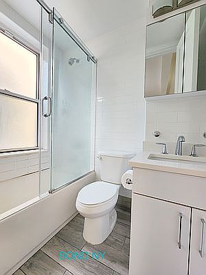 4th image of 156 E 37th St APT 3B