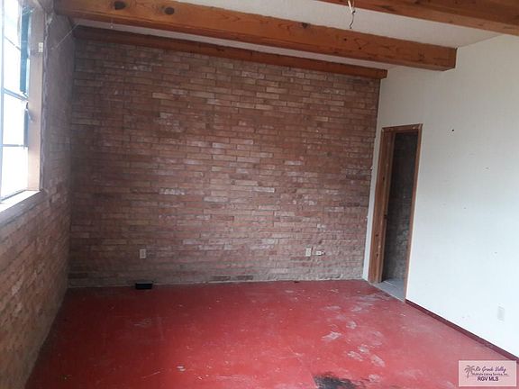 4th image of 6385 N Dakota Ave