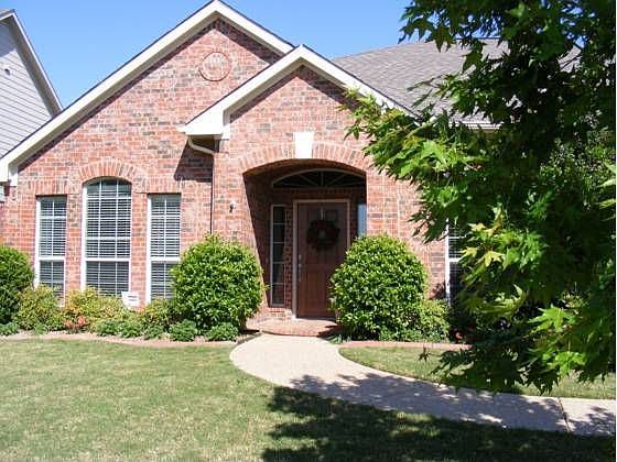 1st image of 10504 Grayhawk Ln