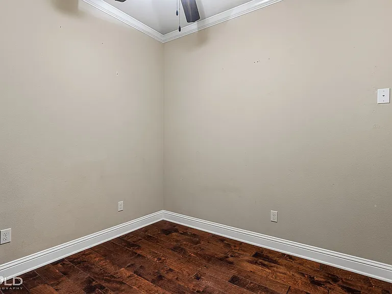214 Danielle Dr — Photo 9
