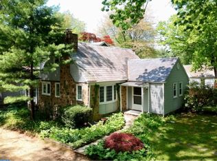 2020 Edge Hill Rd, Huntingdon Valley, PA 19006