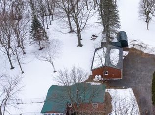 4129 Hosey Rd, Palmyra, NY 14522