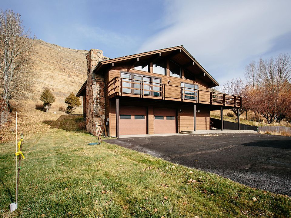 1st image of 1020 Budge Dr