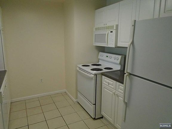 5th image of 3307 City Pl #3307