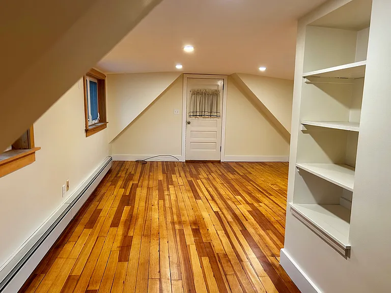 46 Elm St #2 — Photo 9