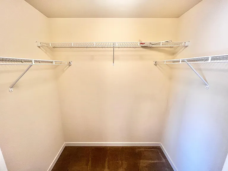 812 NE Ross Rd #2 — Photo 11