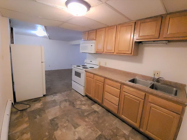 415 6th St N — Photo 2