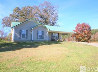 95 Cunningham Dr, Anniston, AL 36201