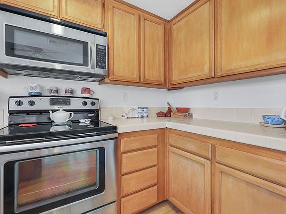 3rd image of 42285 Sultan Ave