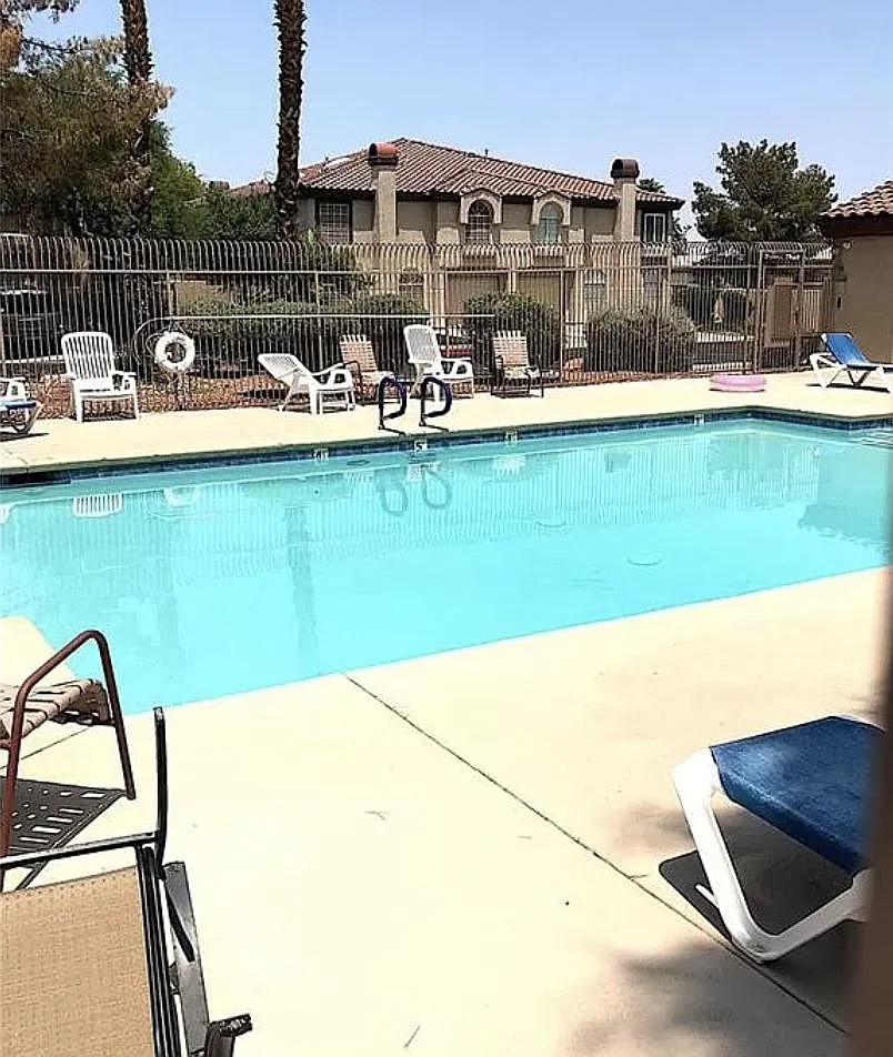 3 bed, 1523 sqft, $2,175 — Photo 2