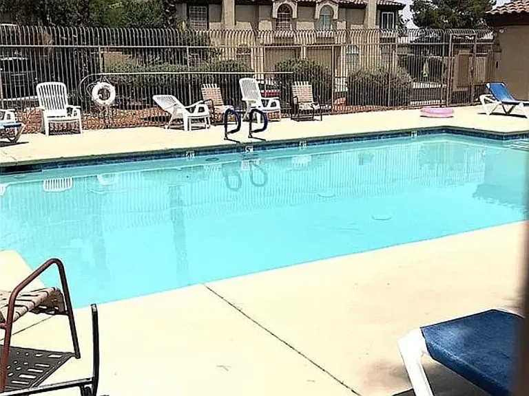 2601 Country Maple Ave — Photo 2