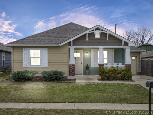 2522 E 5th Pl, Tulsa, OK 74104