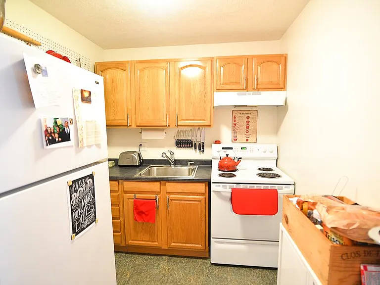 20 Radcliffe Rd #402 — Photo 4