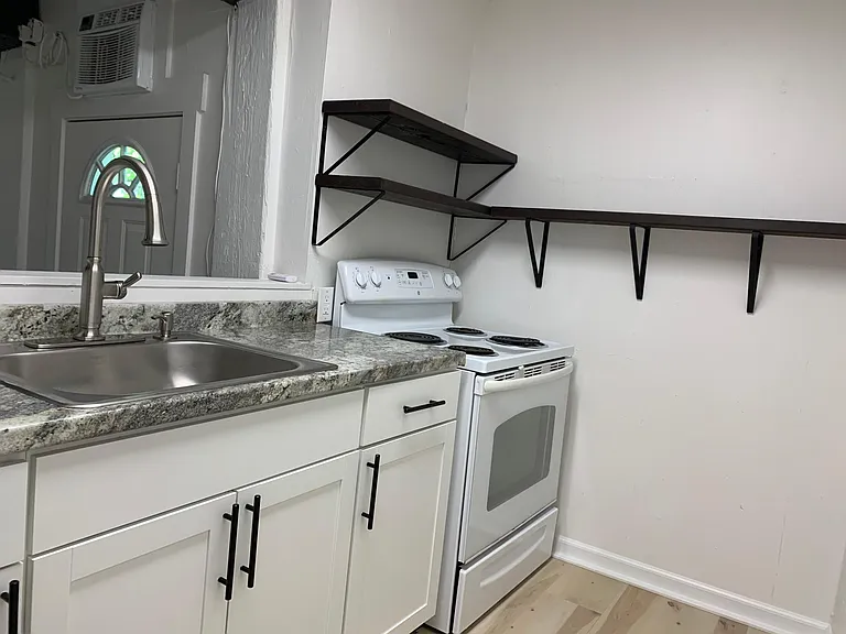 1411 E Sherman Ave #2 — Photo 6