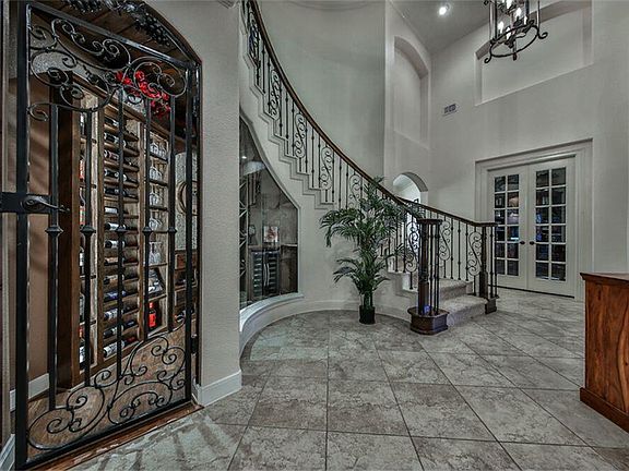 3rd image of 27906 Norfolk Trail Ln