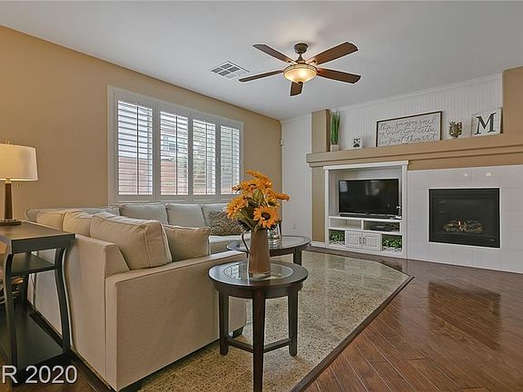 3rd image of 10520 Galleon Peak Ln
