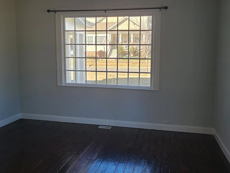 437 W Front St #A — Photo 7