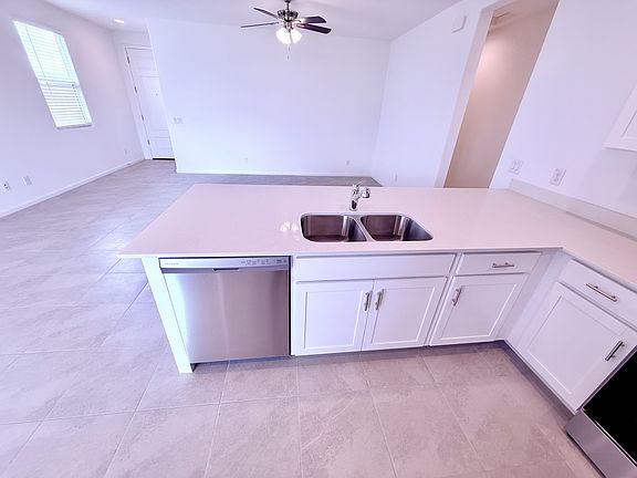 3rd image of 3246 E Baler Dr