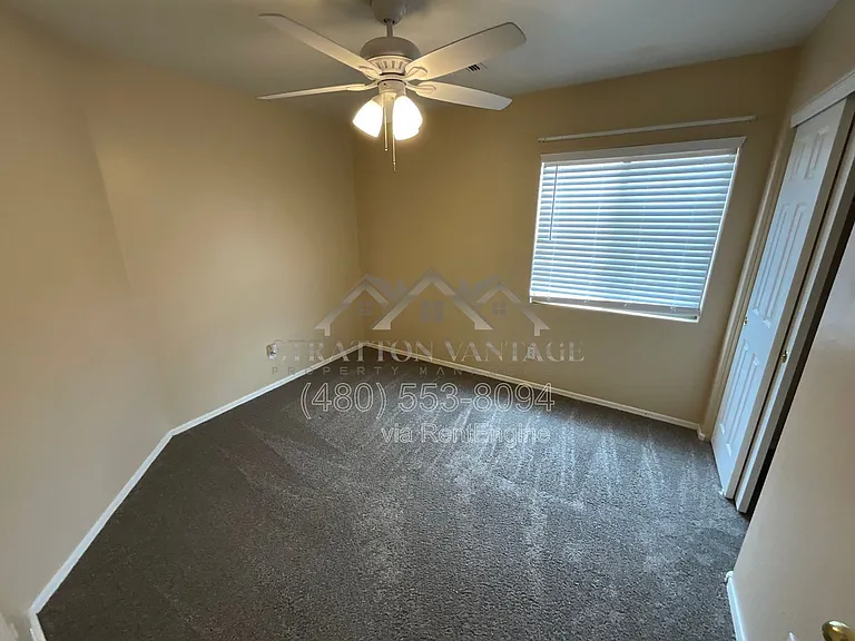 15962 W Acapulco Ln — Photo 8