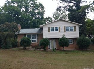 1509 Lakeview Drive Lakeview Dr, Pineville, NC 28134