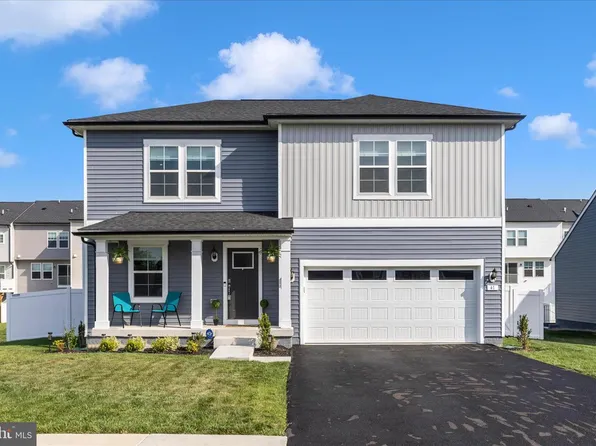 41 Aragon Dr, Charles Town, WV 25414