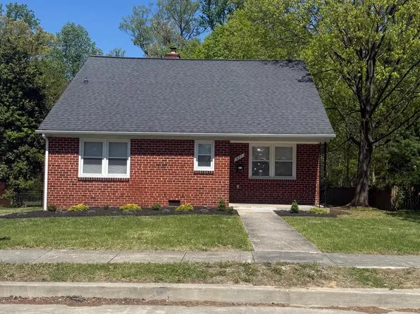 821 Nottingham Rd, Baltimore, MD 21229