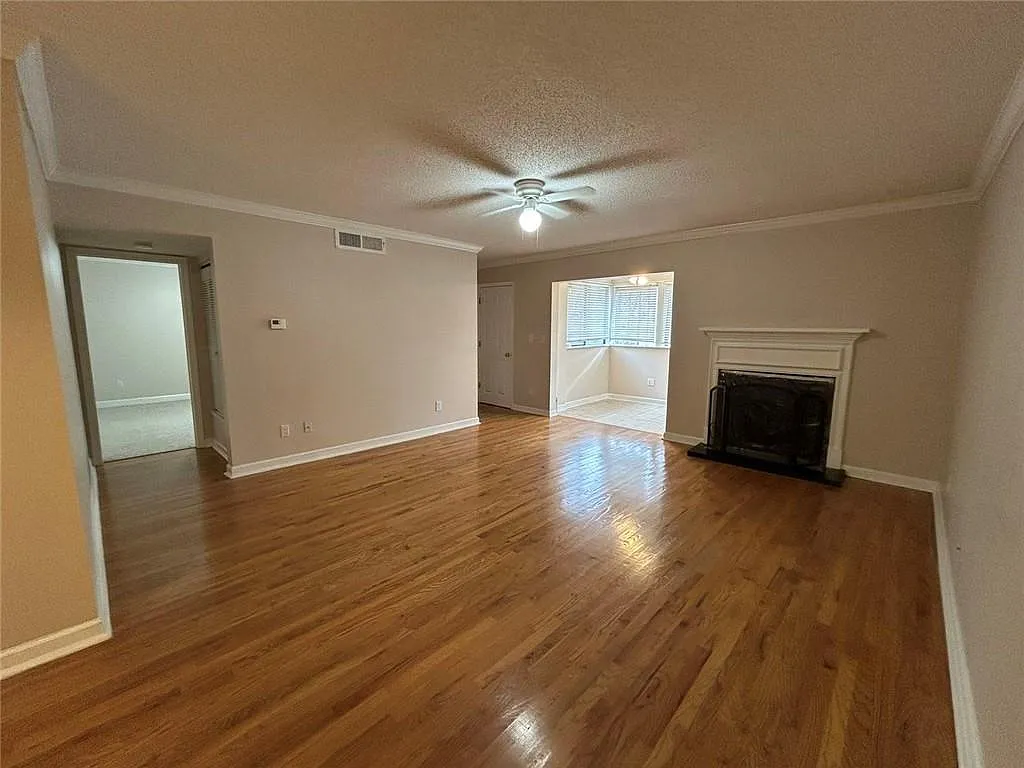 Building Photo - 1016 Wingate Way