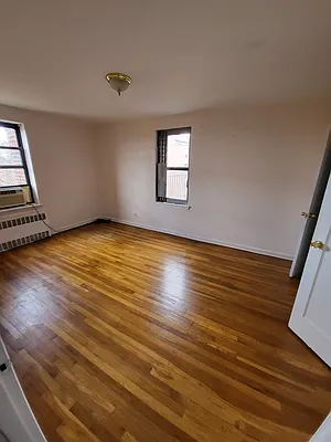 Rented by Douglas Elliman | media 24